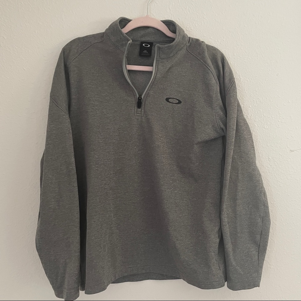 Oakley Gravity Range Quarter 1/4 Zip Golf Pullover Gray